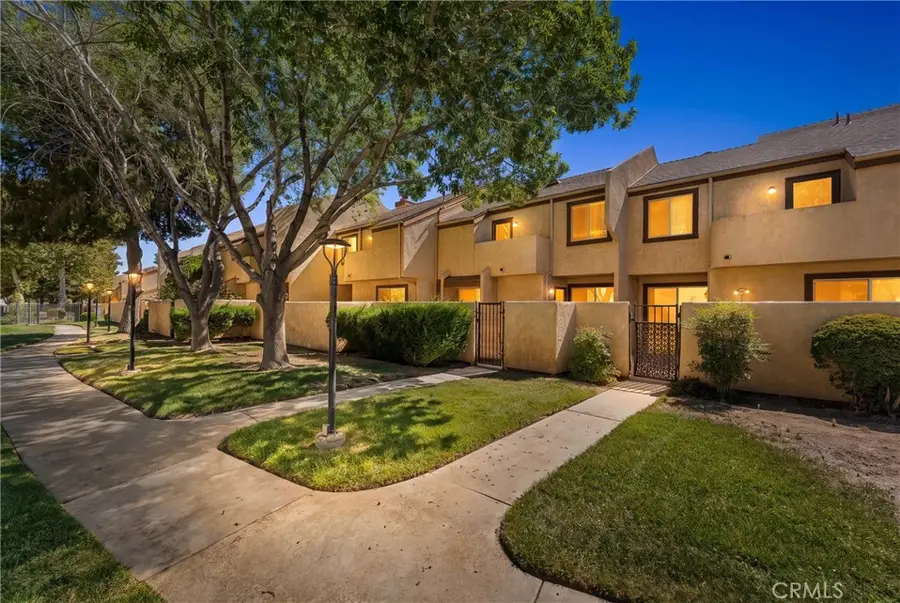 1830 E Avenue J2 #3, Lancaster, CA 93535 - #2