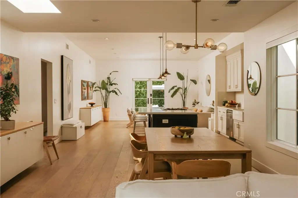 1111 S Plymouth Boulevard, Los Angeles, CA 90019 - #1