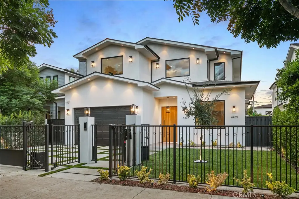 4437 Calhoun Avenue, Sherman Oaks, CA 91423 - #1