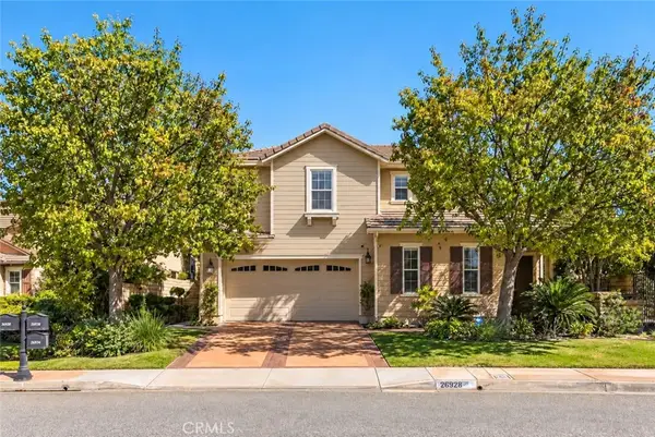 26928 Redwood Bluff, Valencia, CA 91381