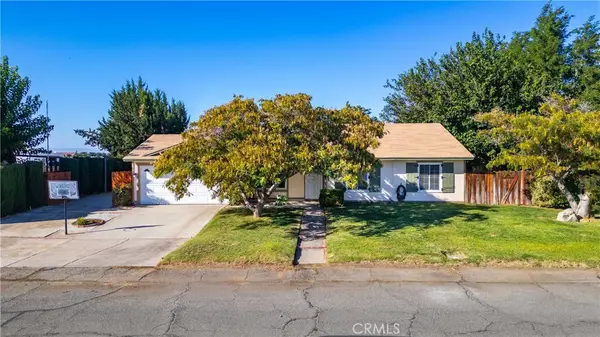 17247 Mossdale, Lancaster, CA 93535