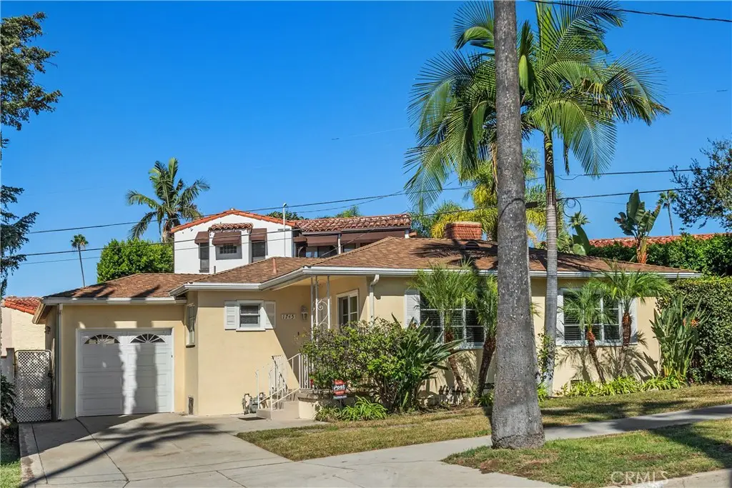 1745 Grandview Avenue, Glendale, CA 91201 - #1