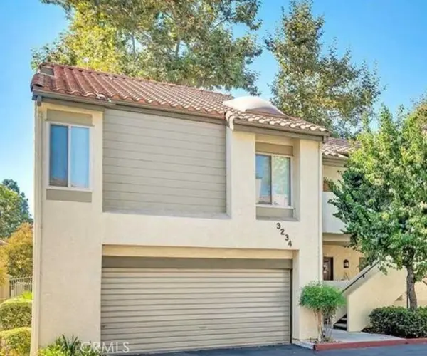 3234 Darby #228, Simi Valley, CA 93063