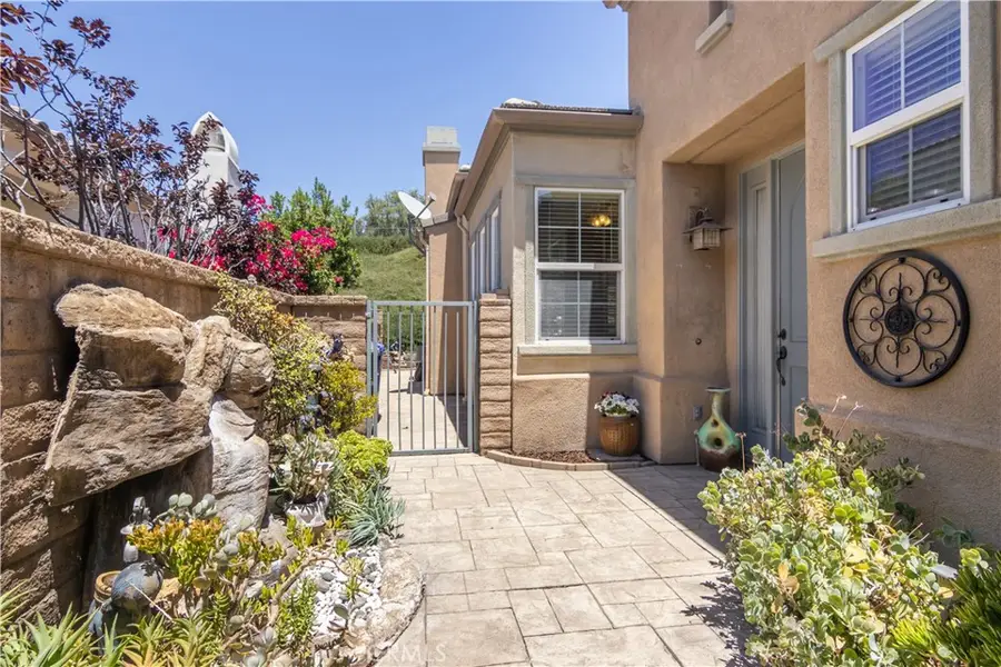 23740 Spruce Meadow Court, Valencia, CA 91354 - #3