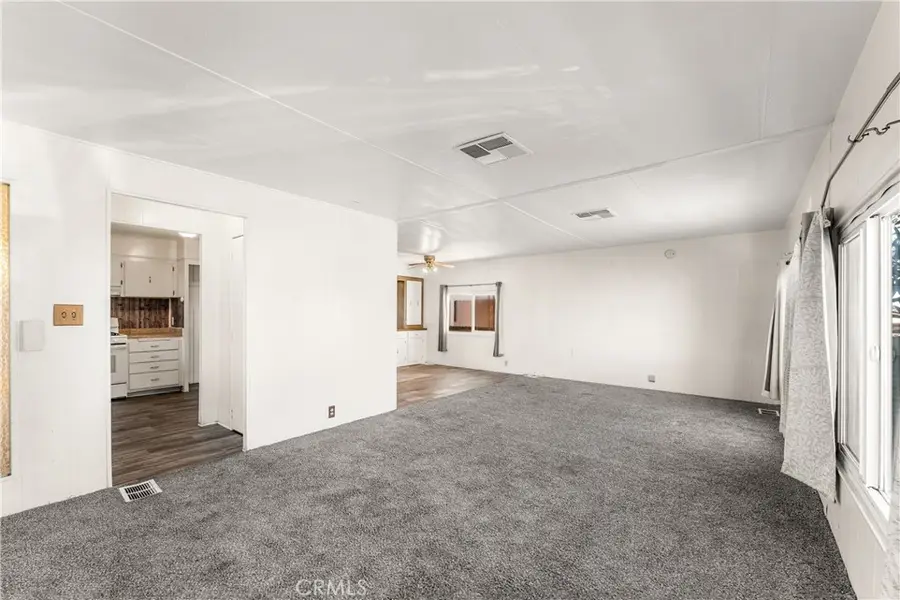 3300 15th W #368, Rosamond, CA 93560 - #2