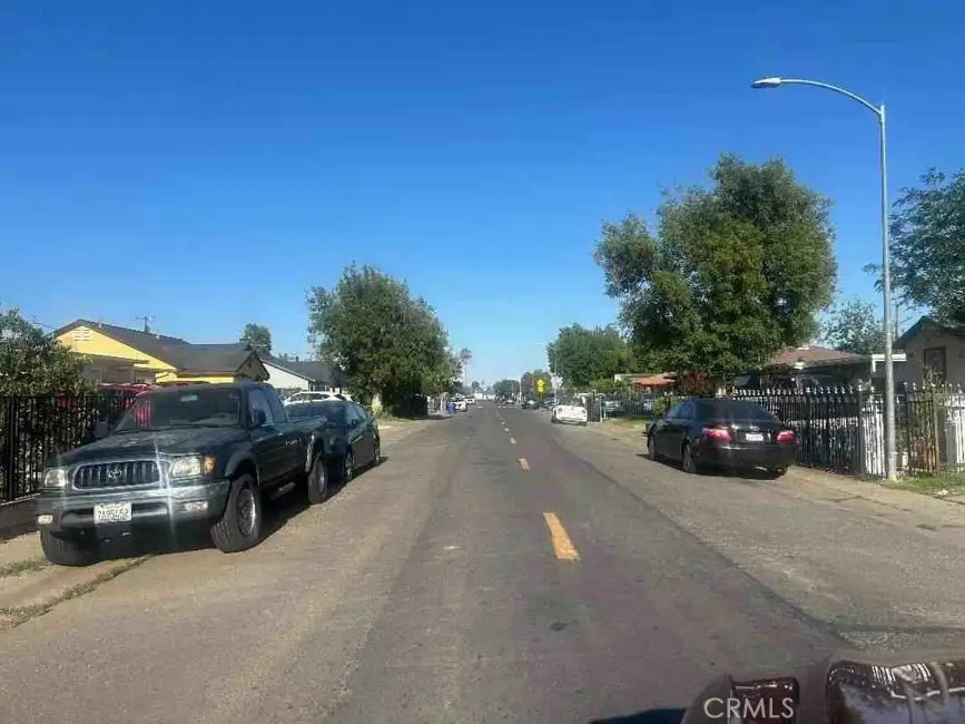 5220 37th, Sacramento, CA 95824 - #2