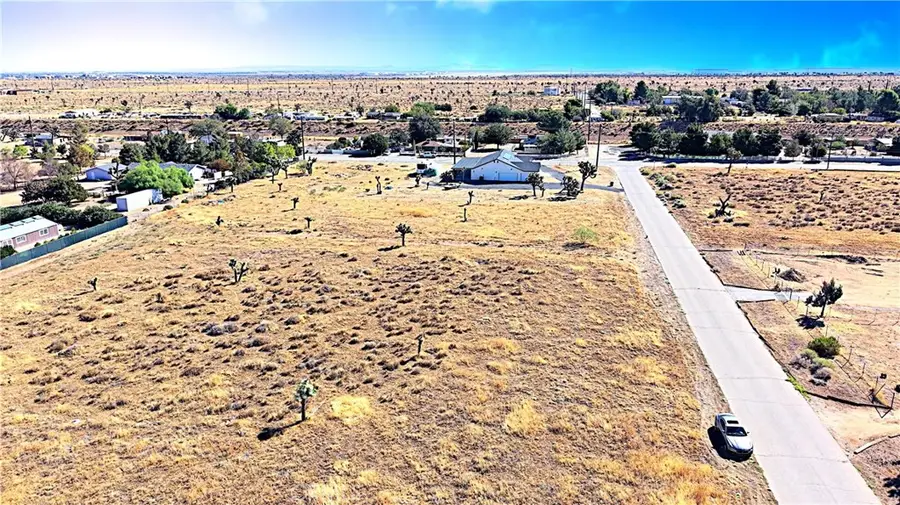 0 15th Street W, Palmdale, CA 93551 - #3