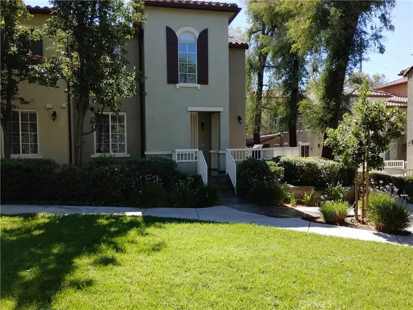 28165 Ashbrook, Valencia, CA 91354
