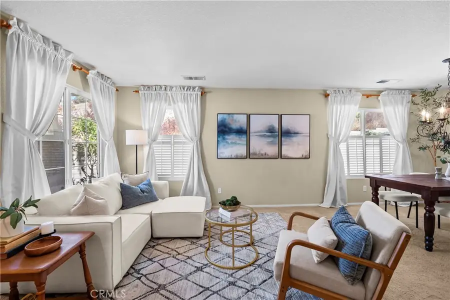 29890 Berkshire, Castaic, CA 91384 - #3