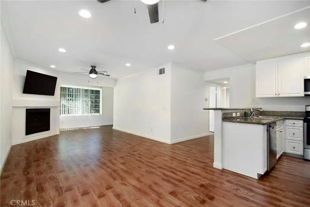 5525 Canoga Avenue #124, Woodland Hills, CA 91367 - #1