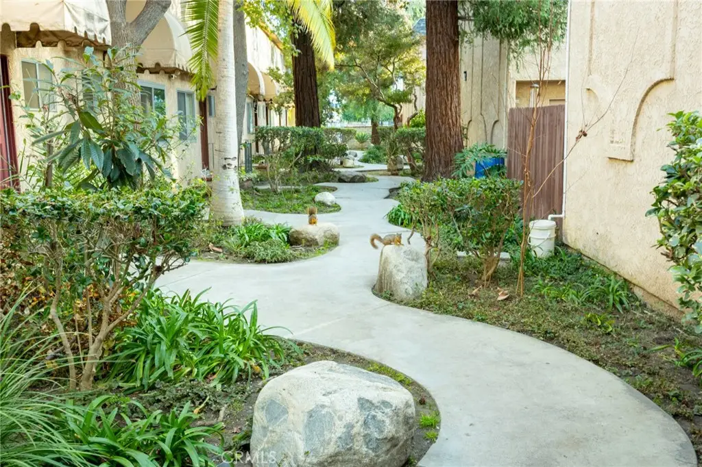17135 Roscoe Boulevard #7, Northridge, CA 91325 - #1