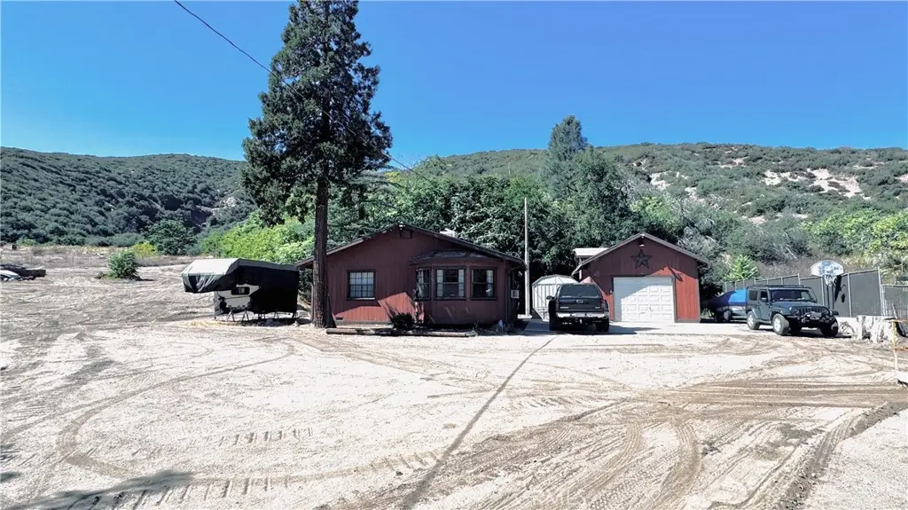 43571 Lake Hughes, Lake Hughes, CA 93532 - #1
