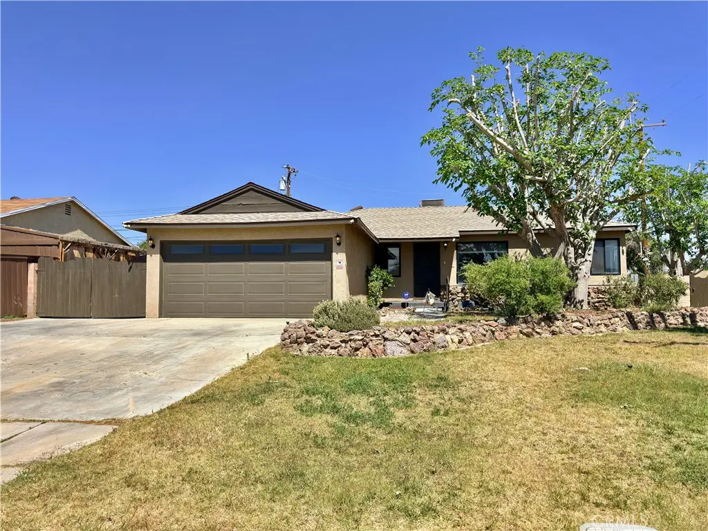 44118 Kingtree, Lancaster, CA 93534 - #1