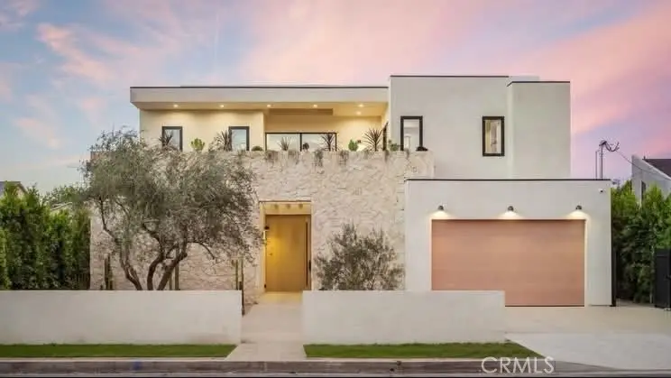 15447 Huston, Sherman Oaks, CA 91403 - #1