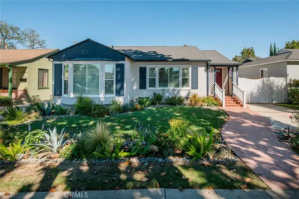 17527 Lemay Place, Lake Balboa, CA 91406