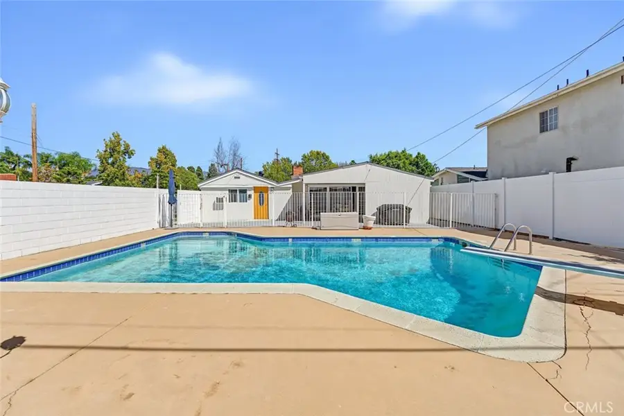 10989 Mascarell Avenue, San Fernando, CA 91345 - #3