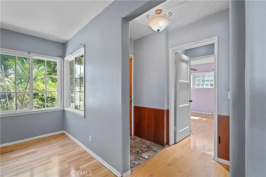 10561 Marklein, San Fernando, CA 91345 - #3