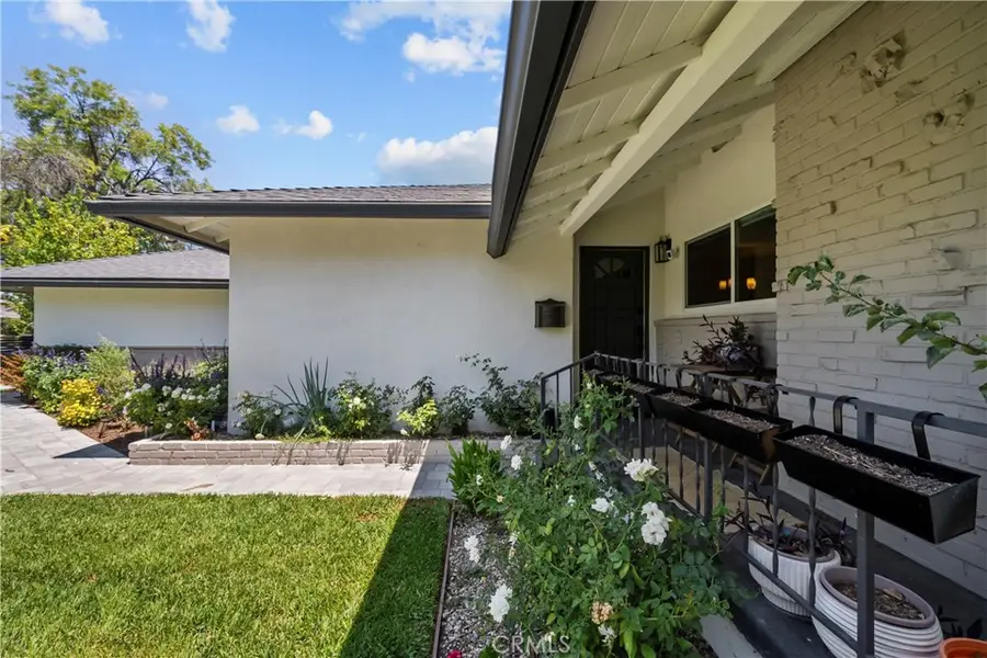 6946 Alcove Avenue, North Hollywood, CA 91605 - #2