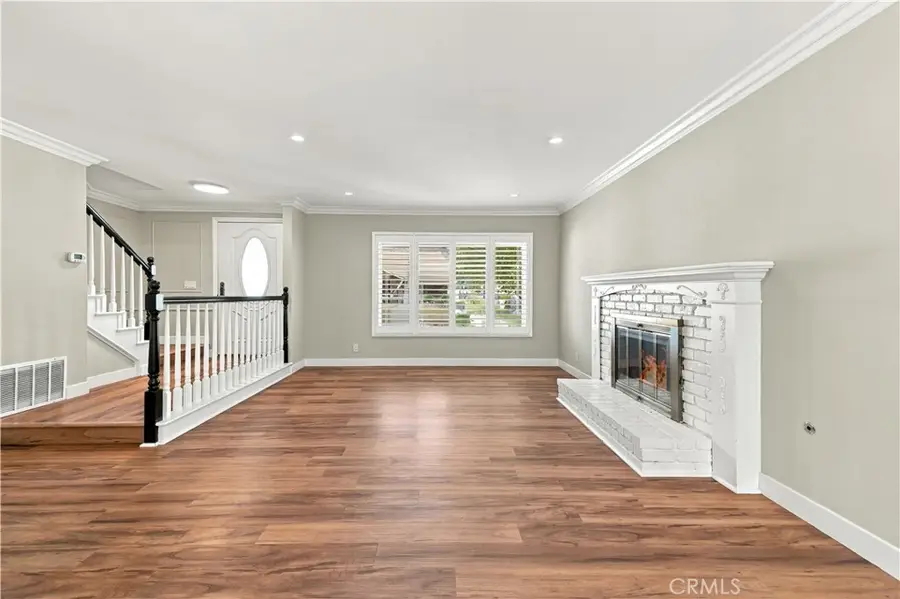 3375 Hidden Creek, Thousand Oaks, CA 91360 - #3