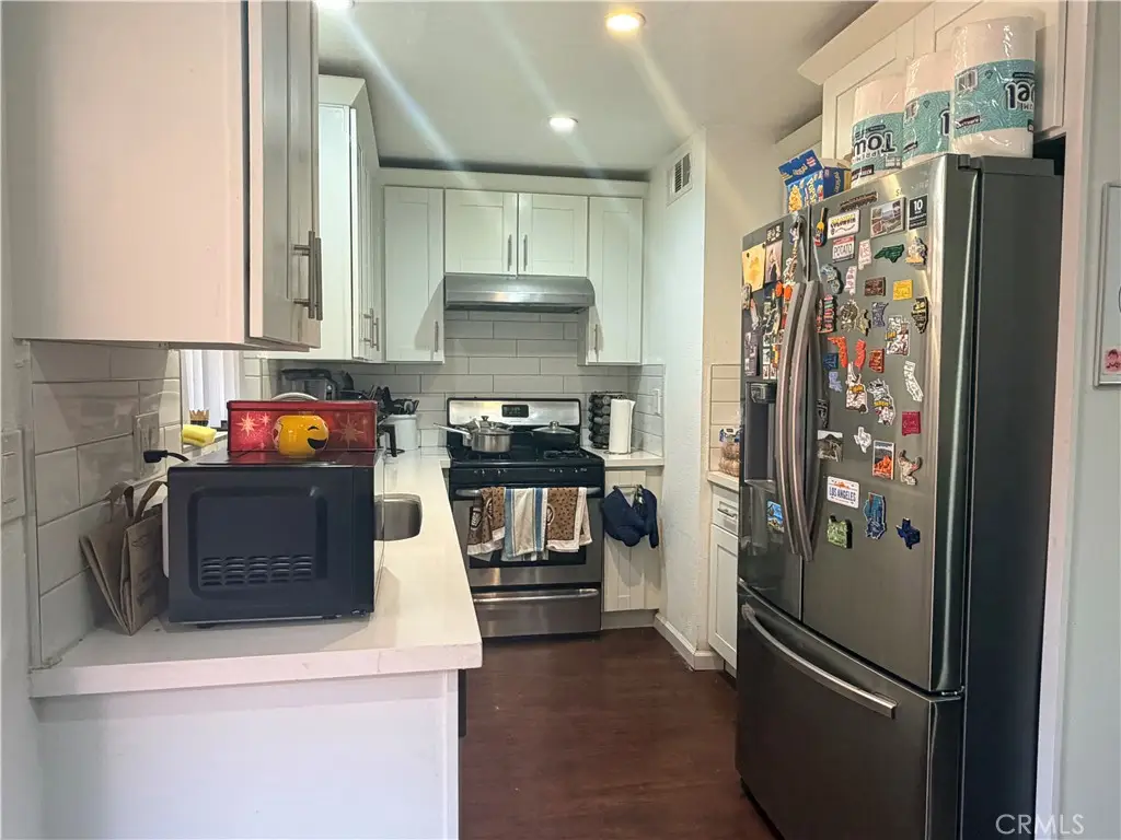 9831 Sepulveda Boulevard #26, North Hills, CA 91343 - #1