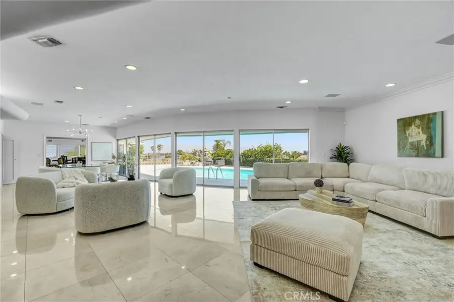 3938 Westfall Dr., Encino, CA 91436 - #2