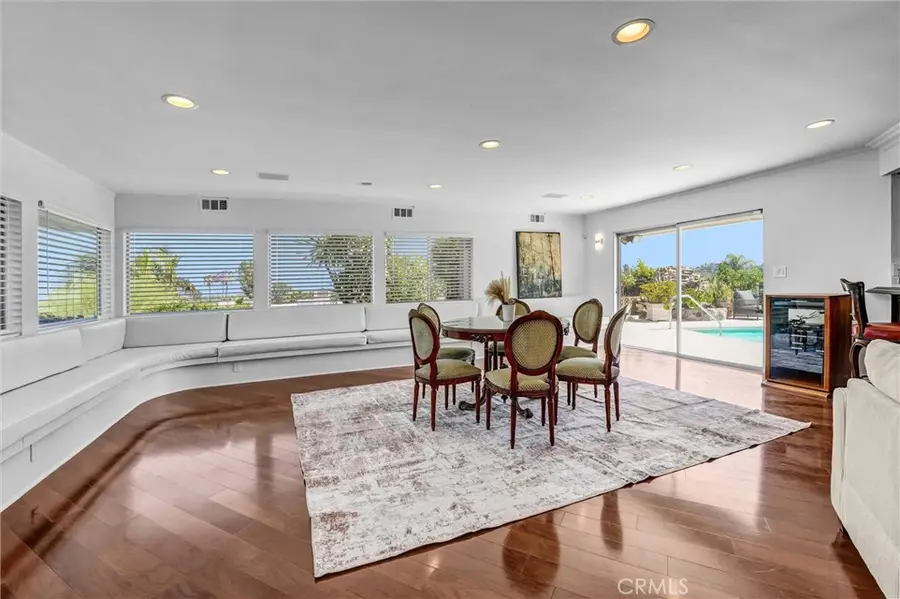 3938 Westfall Dr., Encino, CA 91436 - #3