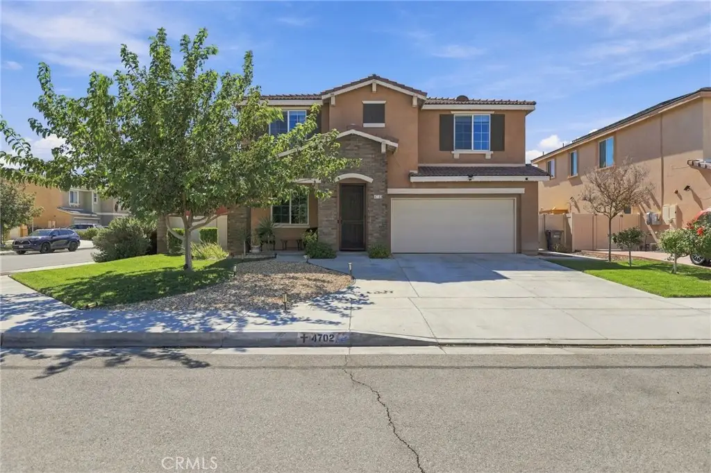 4702 W Jewel Drive, Lancaster, CA 93536 - #1