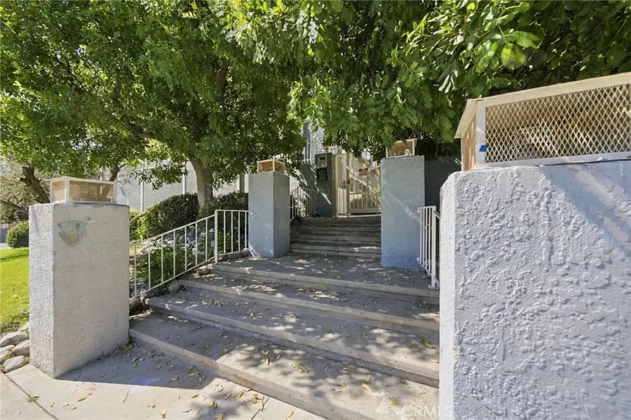 15106 Nordhoff #24, North Hills, CA 91343 - #2