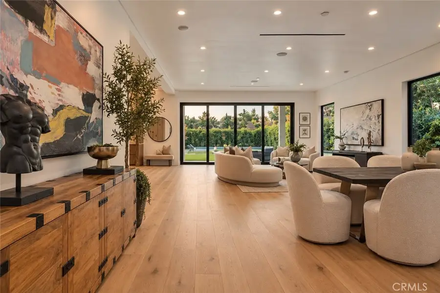22816 Erwin, Woodland Hills, CA 91367 - #3