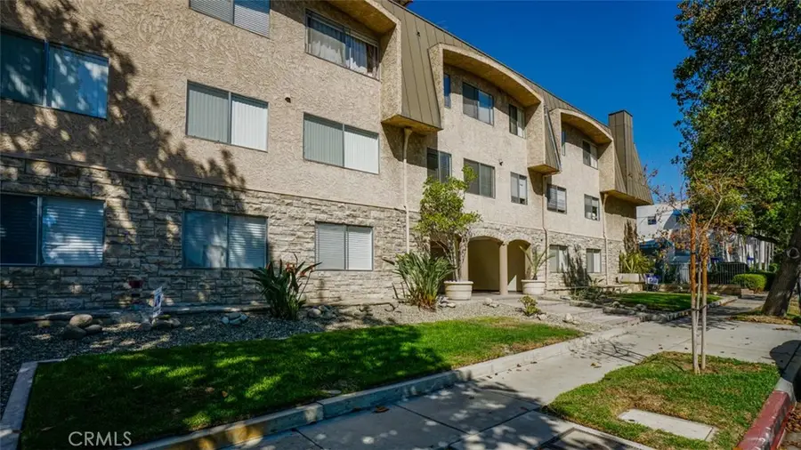 377 W California Avenue #27, Glendale, CA 91203 - #2