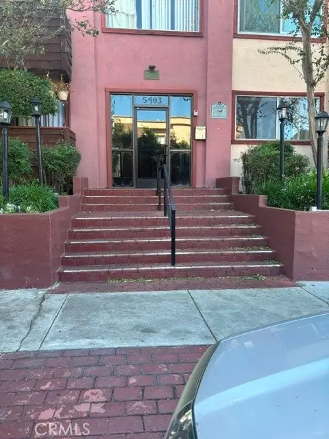 5403 Newcastle, Encino, CA 91316 - #1