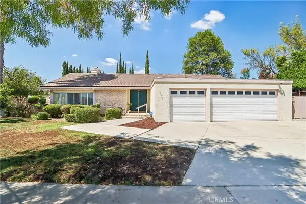 20463 Bermuda Street, Chatsworth, CA 91311