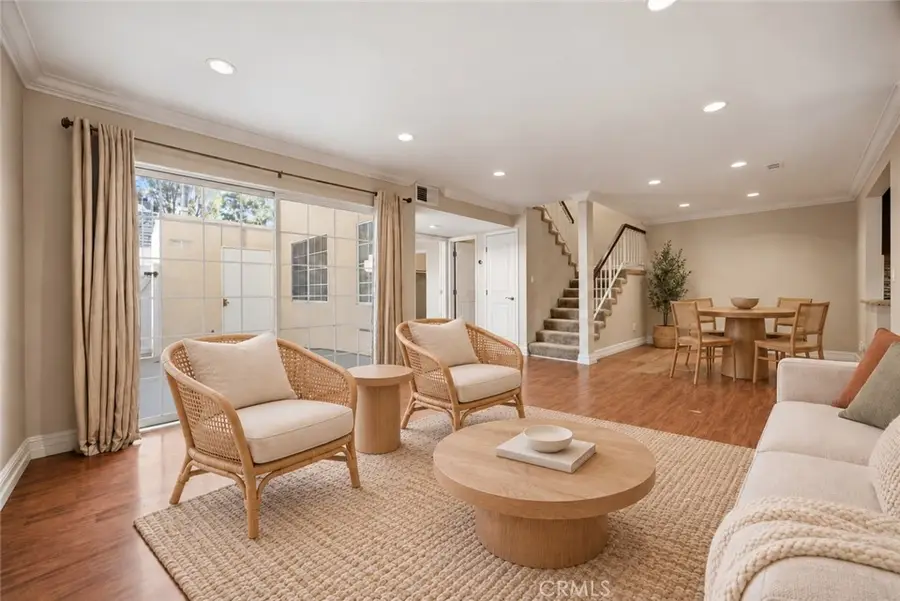 19208 Hamlin Street #5, Reseda, CA 91335 - #2