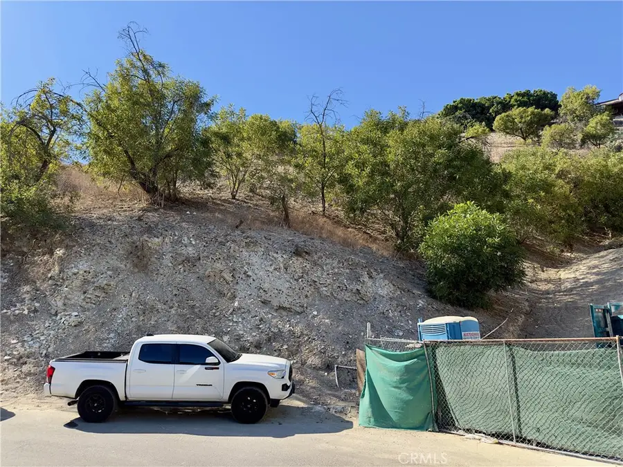 3747 Camino De La Cumbre, Sherman Oaks, CA 91423 - #3