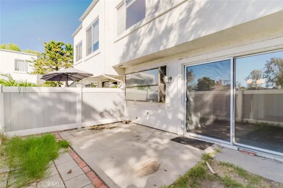 18501 Mayall Street #A, Northridge, CA 91324 - #2
