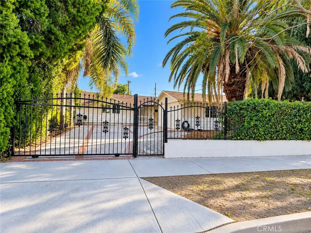 19128 Malden Street, Northridge, CA 91324 - #1