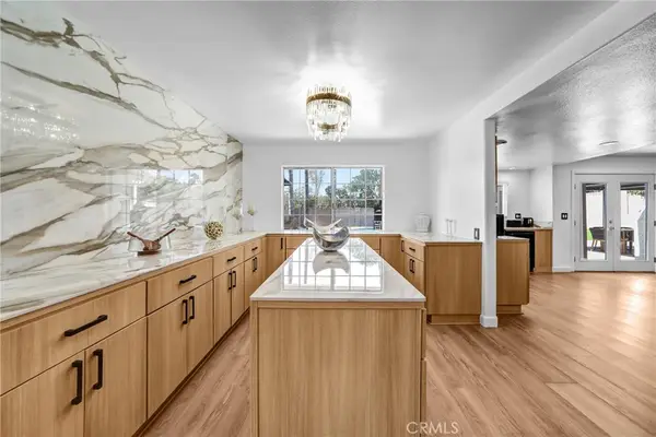 11001 Limerick, Chatsworth, CA 91311