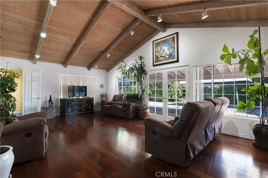 8644 Jellico, Northridge, CA 91325 - #1