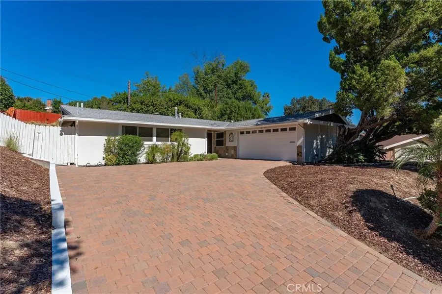 20411 Hatteras Street, Woodland Hills, CA 91367 - #2