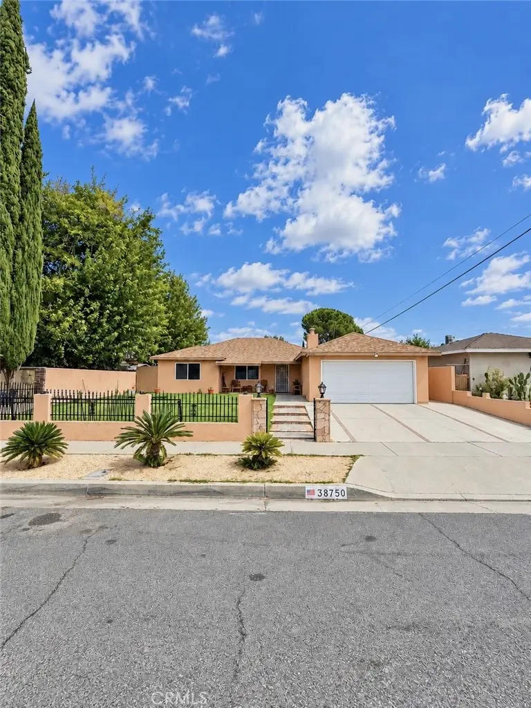 38750 35th Street East, Palmdale, CA 93550 - #2