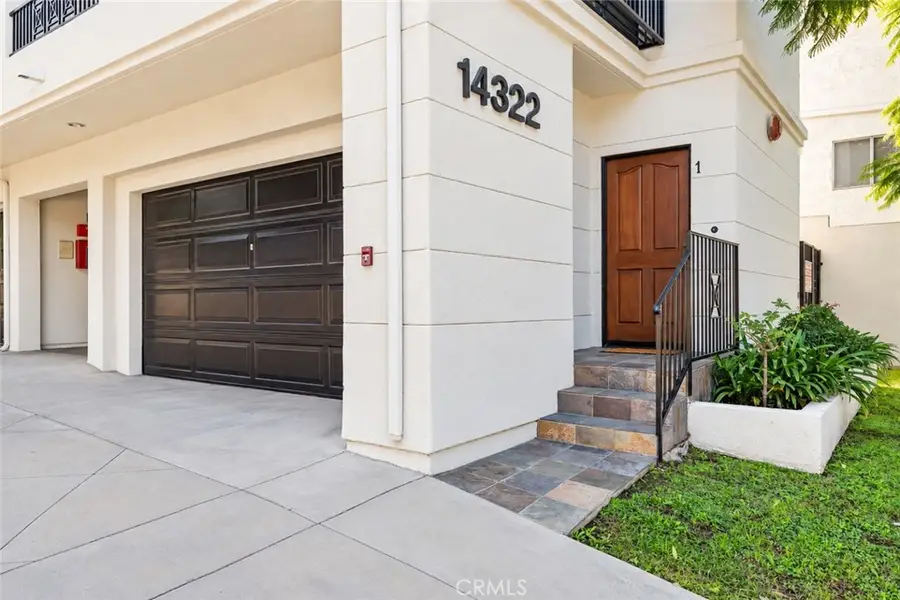 14322 Dickens Street #1, Sherman Oaks, CA 91423 - #2