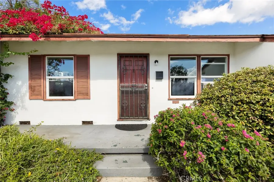 9923 Lull Street, Burbank, CA 91504 - #3