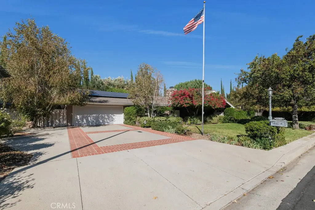 19415 Kinzie Street, Northridge, CA 91324 - #1