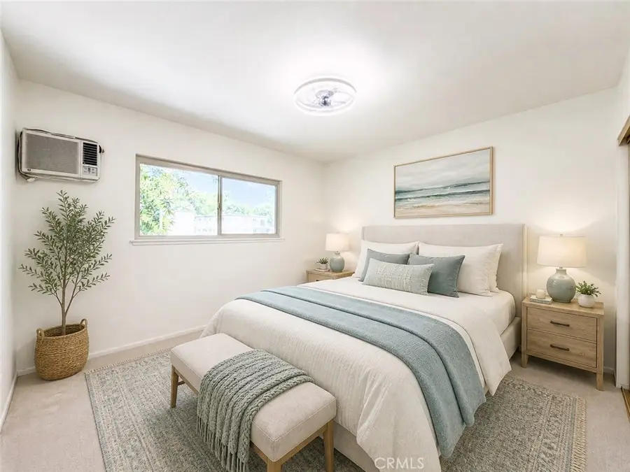 6041 Fountain Park Lane #11, Woodland Hills, CA 91367 - #2