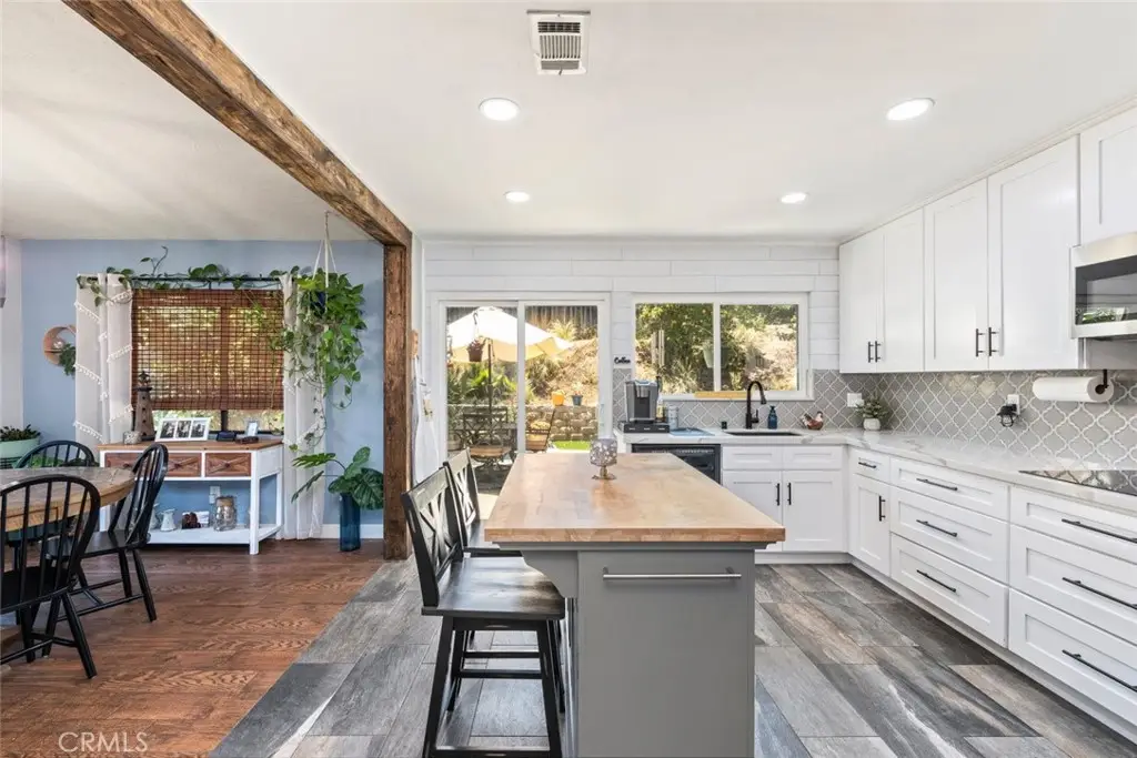 705 Old Bridge Road, Fallbrook, CA 92028 - Image #1