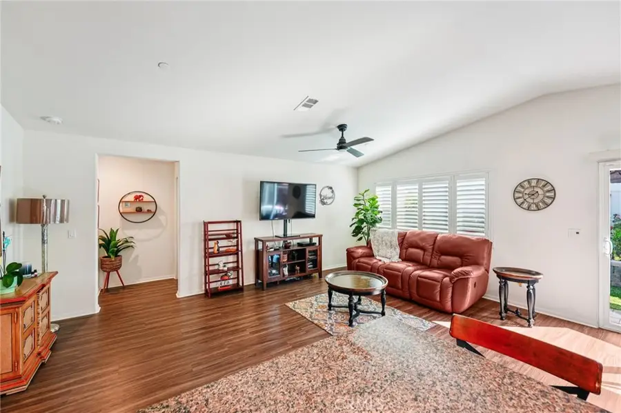 29114 Larch, Lake Elsinore, CA 92530 - Image #3