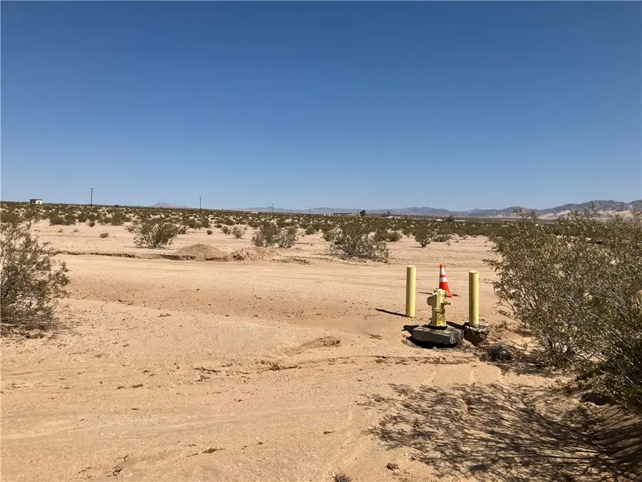 75 Meldora Avenue, Twentynine Palms Yucca Valley, CA 92277 - #2