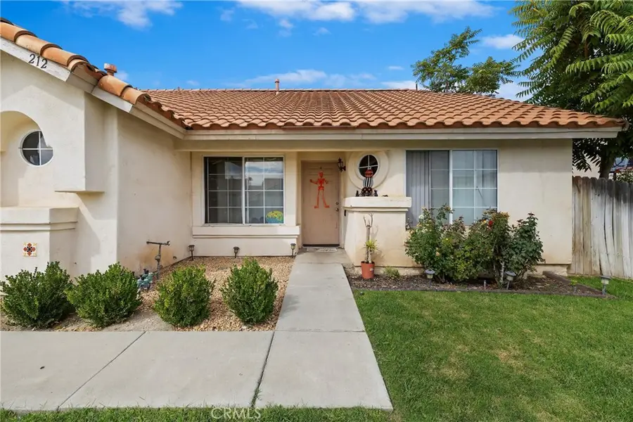 212 Noga Avenue, San Jacinto, CA 92582 - Image #2
