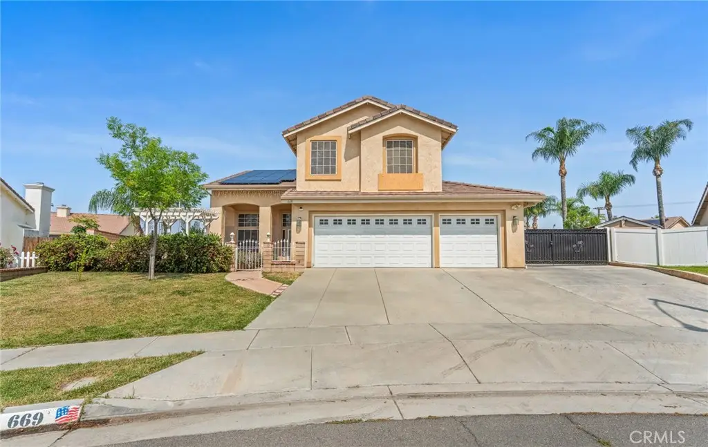 669 Liverpool Street, Hemet, CA 92545 - Image #1