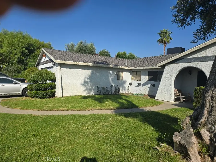 1074 W Casmalia Street, Rialto, CA 92377 - Image #3